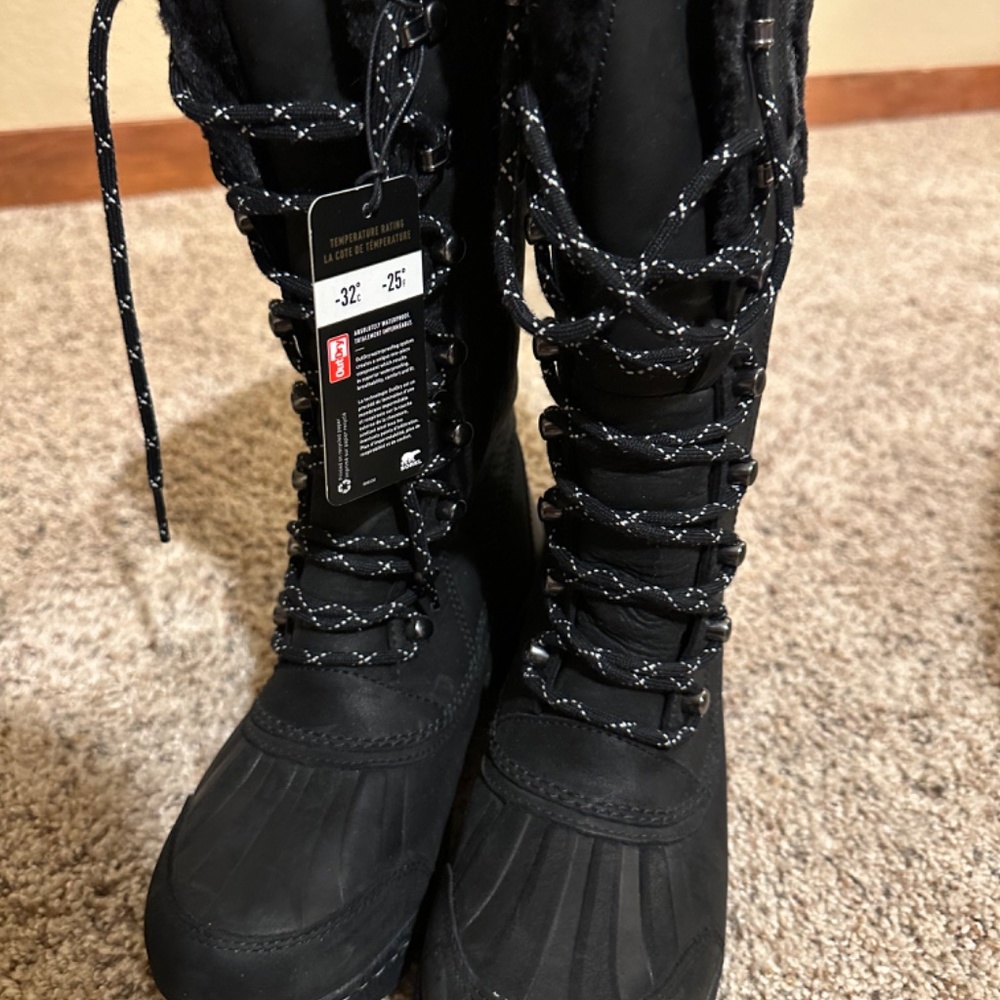 Sorel Boots - Picture 4 of 6